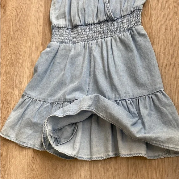 American Eagle Denim Romper | Ruffle Hem Smocked Waist Chambray Mini Romper XS - Picture 7 of 13